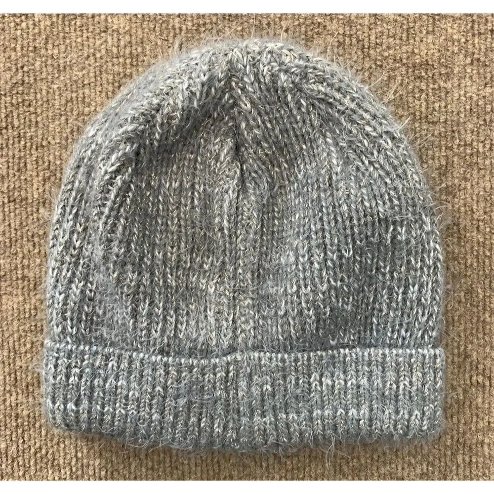 Abercrombie & Fitch Kids Beanie Girls One Size Chucky Cable Knit Shaggy Plush